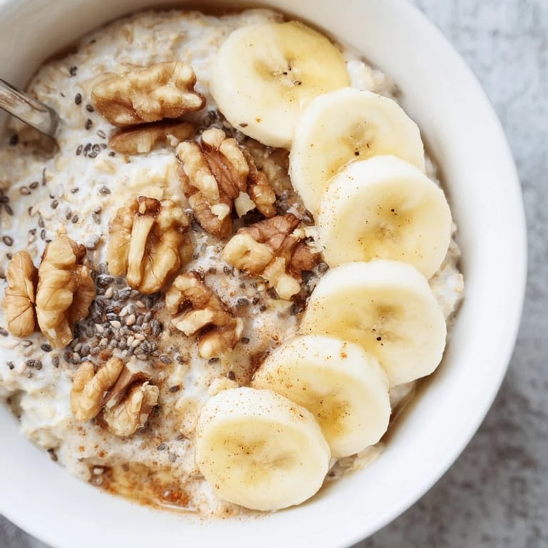 Enjoy this easy, two-minute Microwave Banana Oats breakfast, with textures of oats and sliced banana.